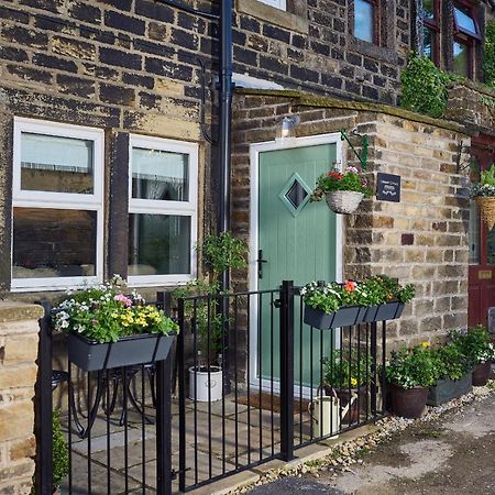 Chimney Cottage 홀름퍼스 외부 사진