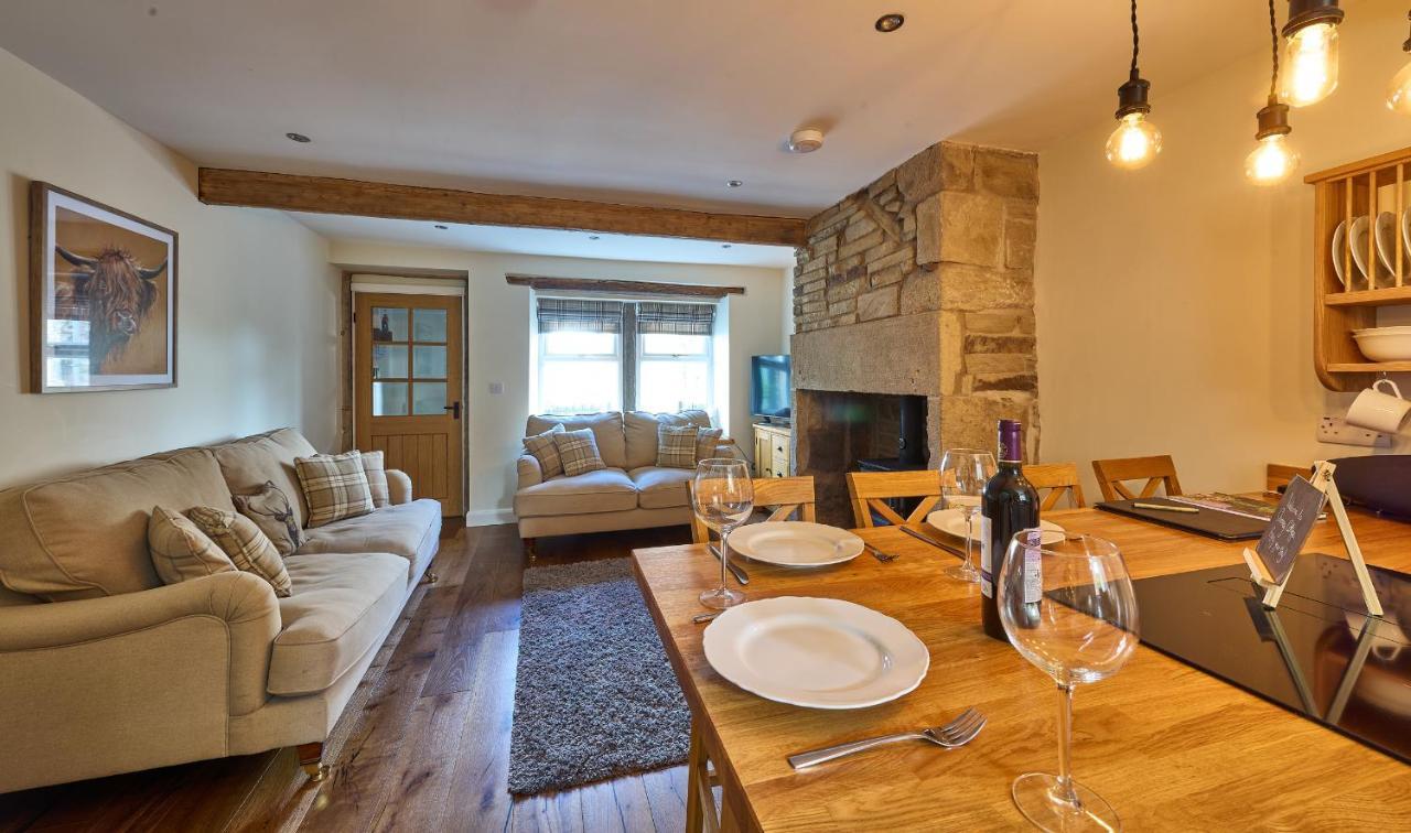 Chimney Cottage 홀름퍼스 외부 사진