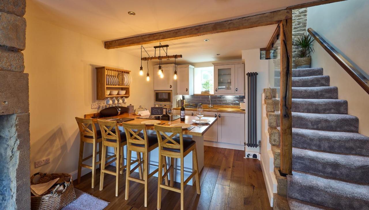 Chimney Cottage 홀름퍼스 외부 사진