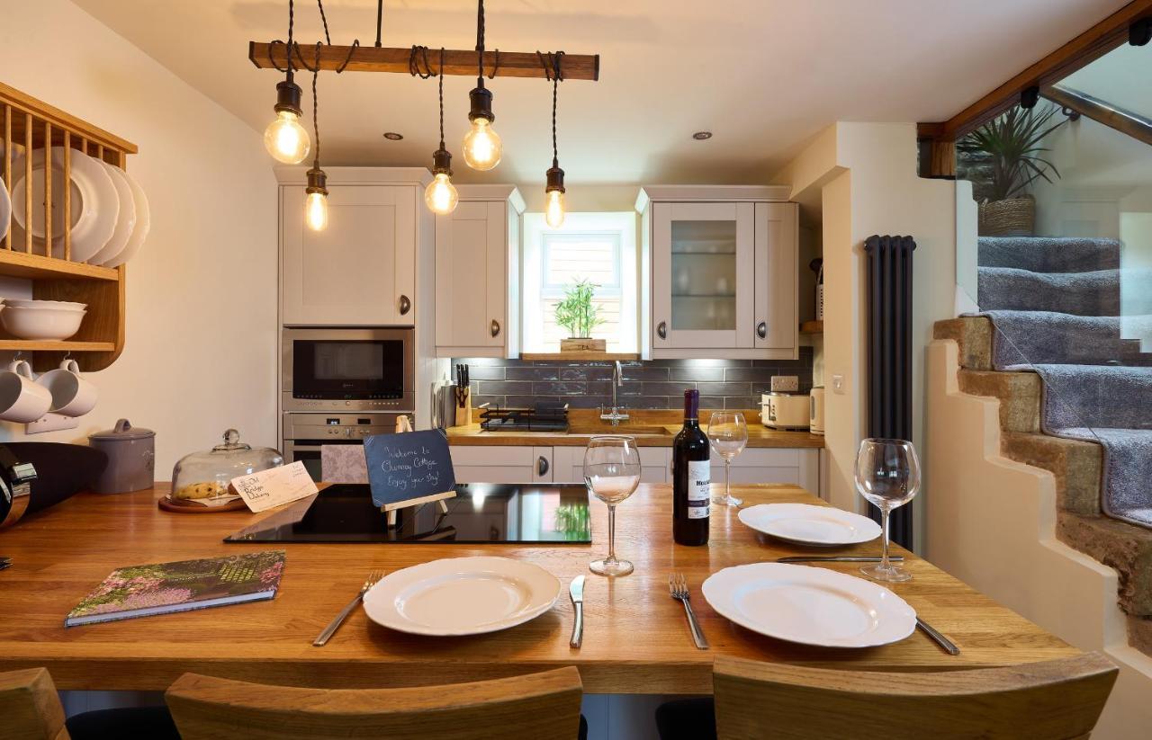 Chimney Cottage 홀름퍼스 외부 사진