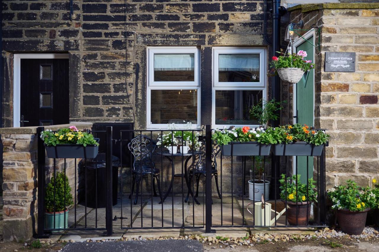 Chimney Cottage 홀름퍼스 외부 사진